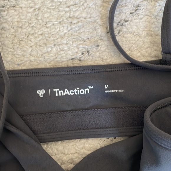 Brand new TNA Butter Sports bra - Picture 3 of 4